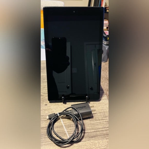 Amazon Fire HD 10” Tablet with Charger Included - Picture 2 of 8